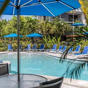 *** Aparthotel Beachfront Terraces With Onsite Reception & Check In Australia