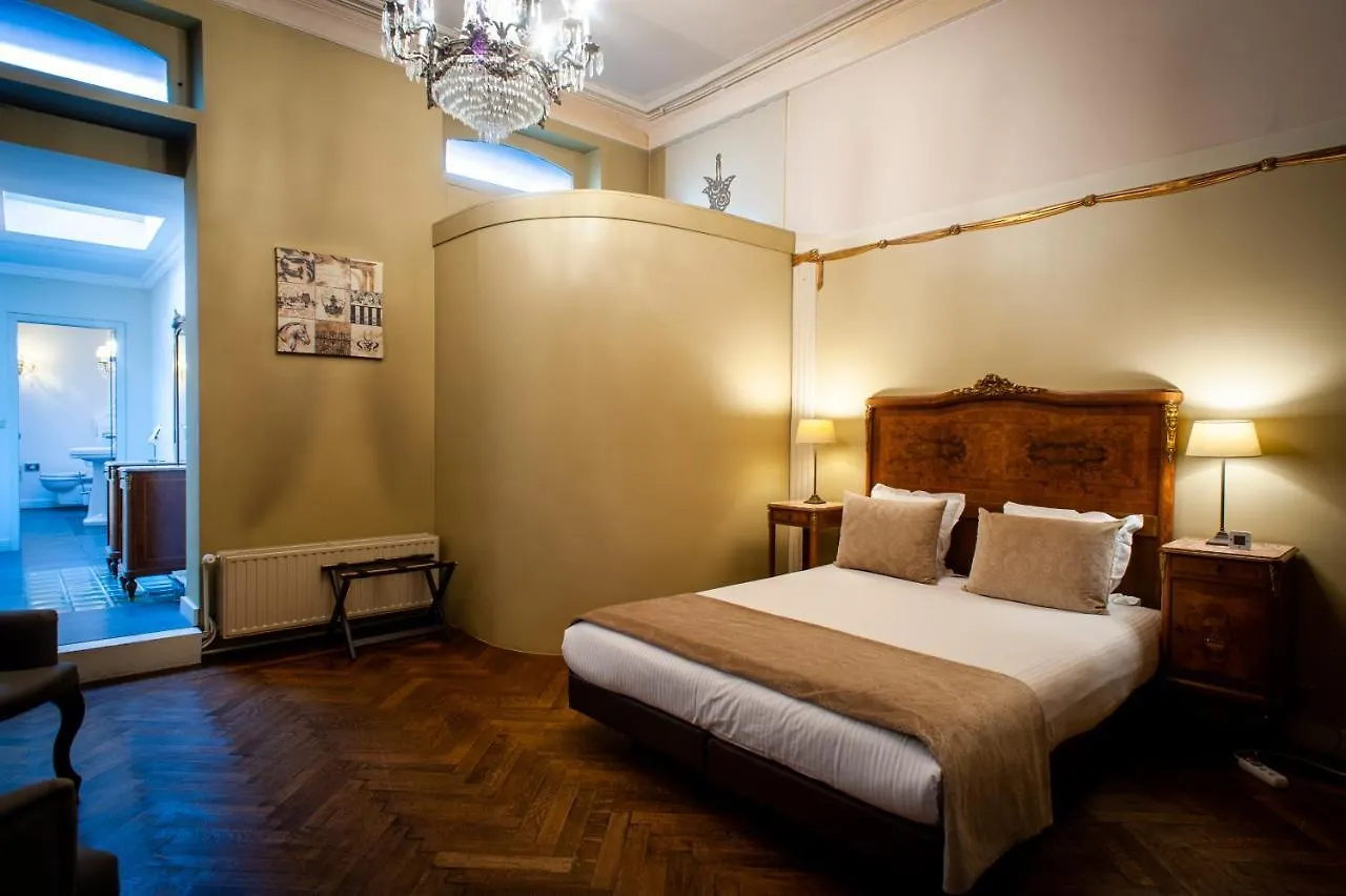 ***  Charme Hotel Hancelot Gante Bélgica